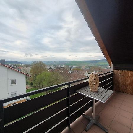 Wohnung Mit Ausblick In Tauberbischofsheim Buitenkant foto